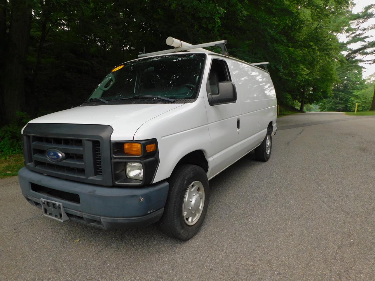 Ford Econoline Cargo Van E-250 Recreational 2013