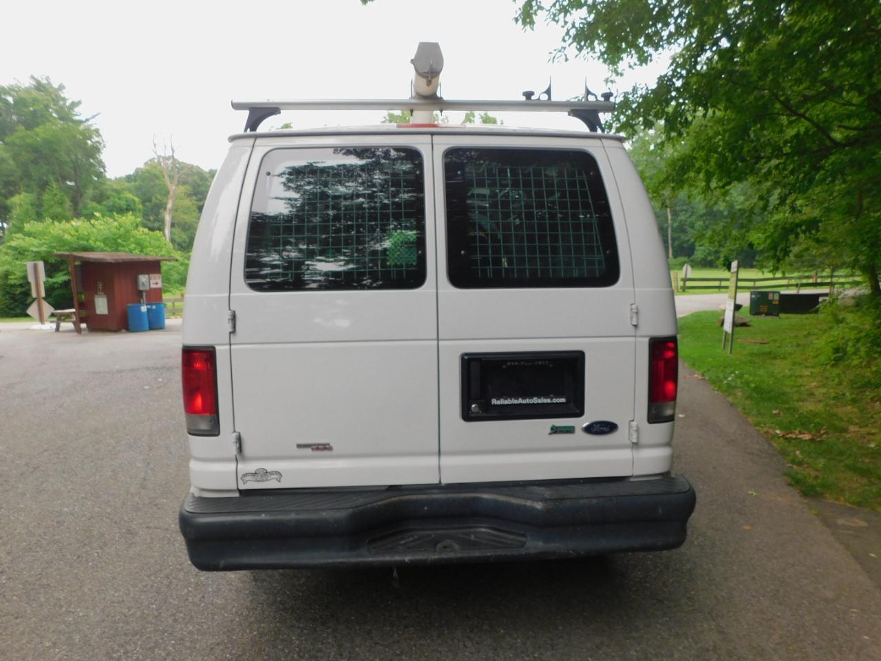 Ford Econoline Cargo Van E-250 Recreational 2013
