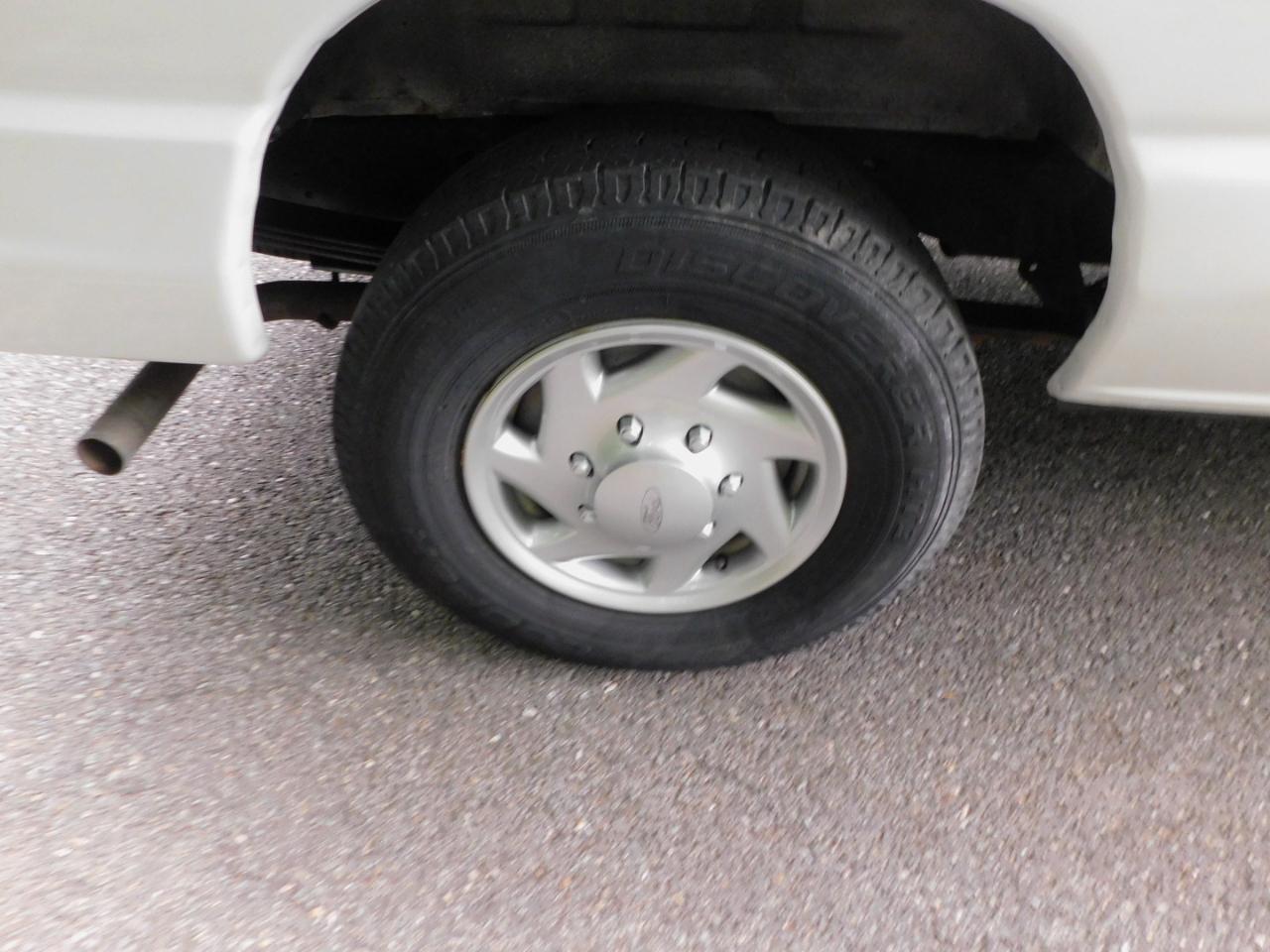Ford Econoline Cargo Van E-250 Recreational 2013