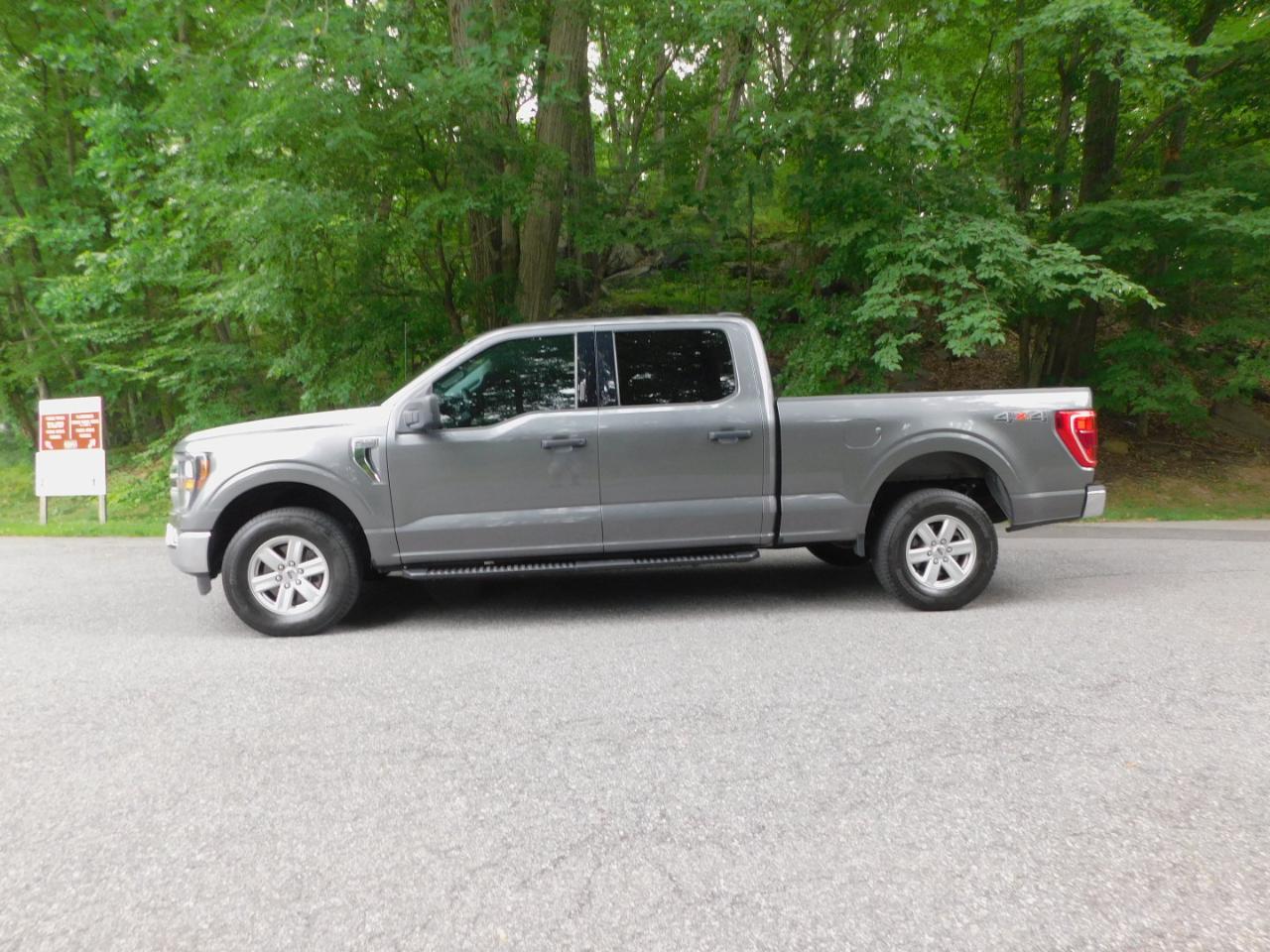 Ford F-150 133" WB "S"/Special 2023