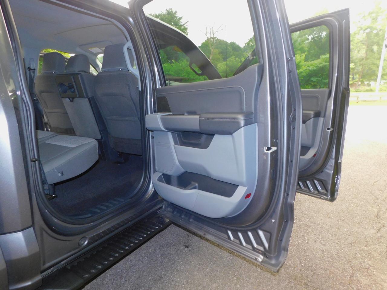 Ford F-150 133" WB "S"/Special 2023