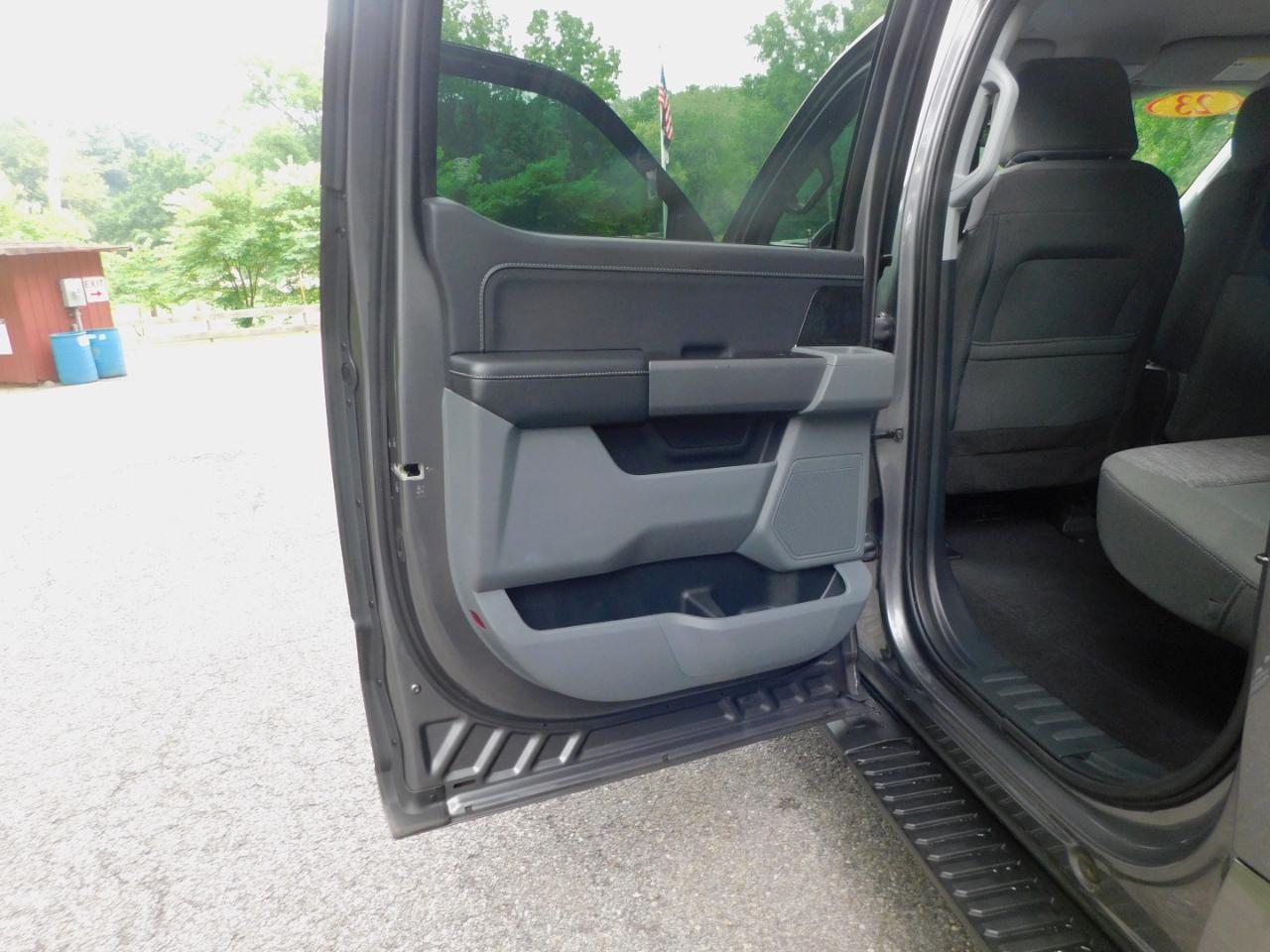 Ford F-150 133" WB "S"/Special 2023