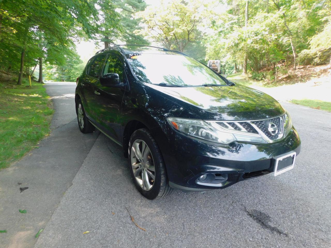 Nissan Murano AWD 4dr LE 2011