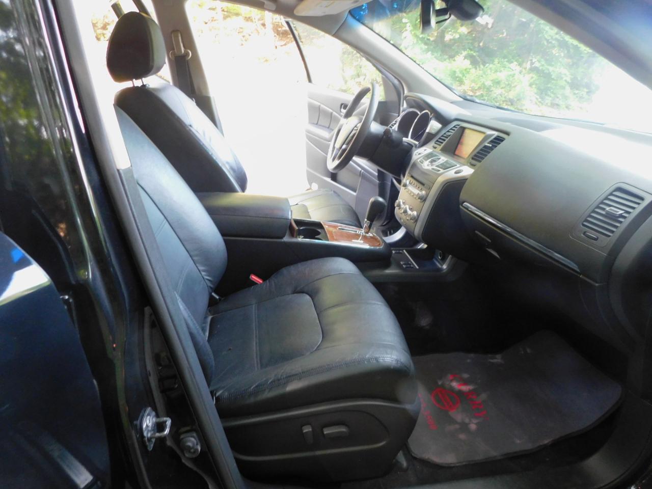 Nissan Murano AWD 4dr LE 2011