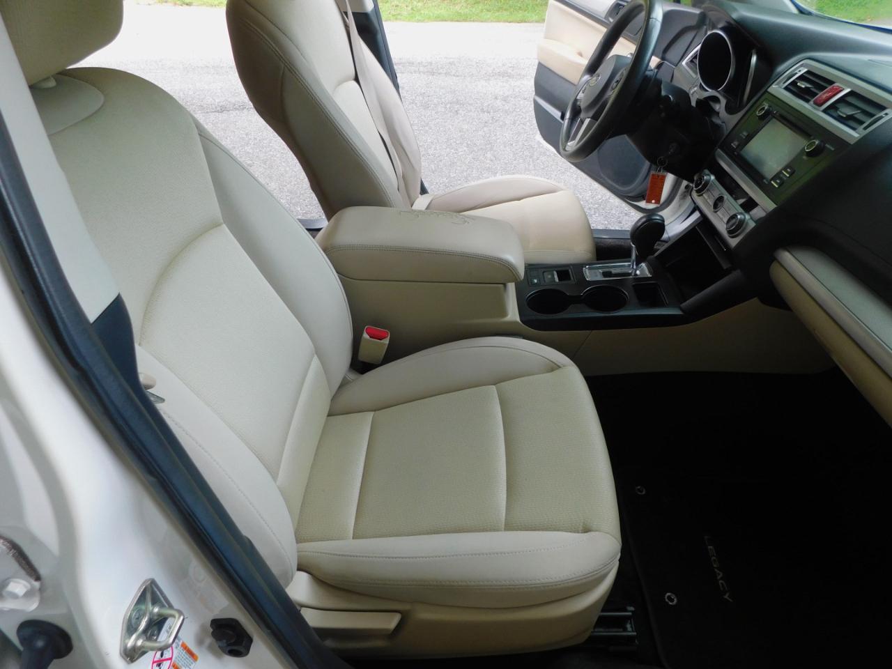 Subaru Legacy 4dr Sdn 2.5i PZEV 2015