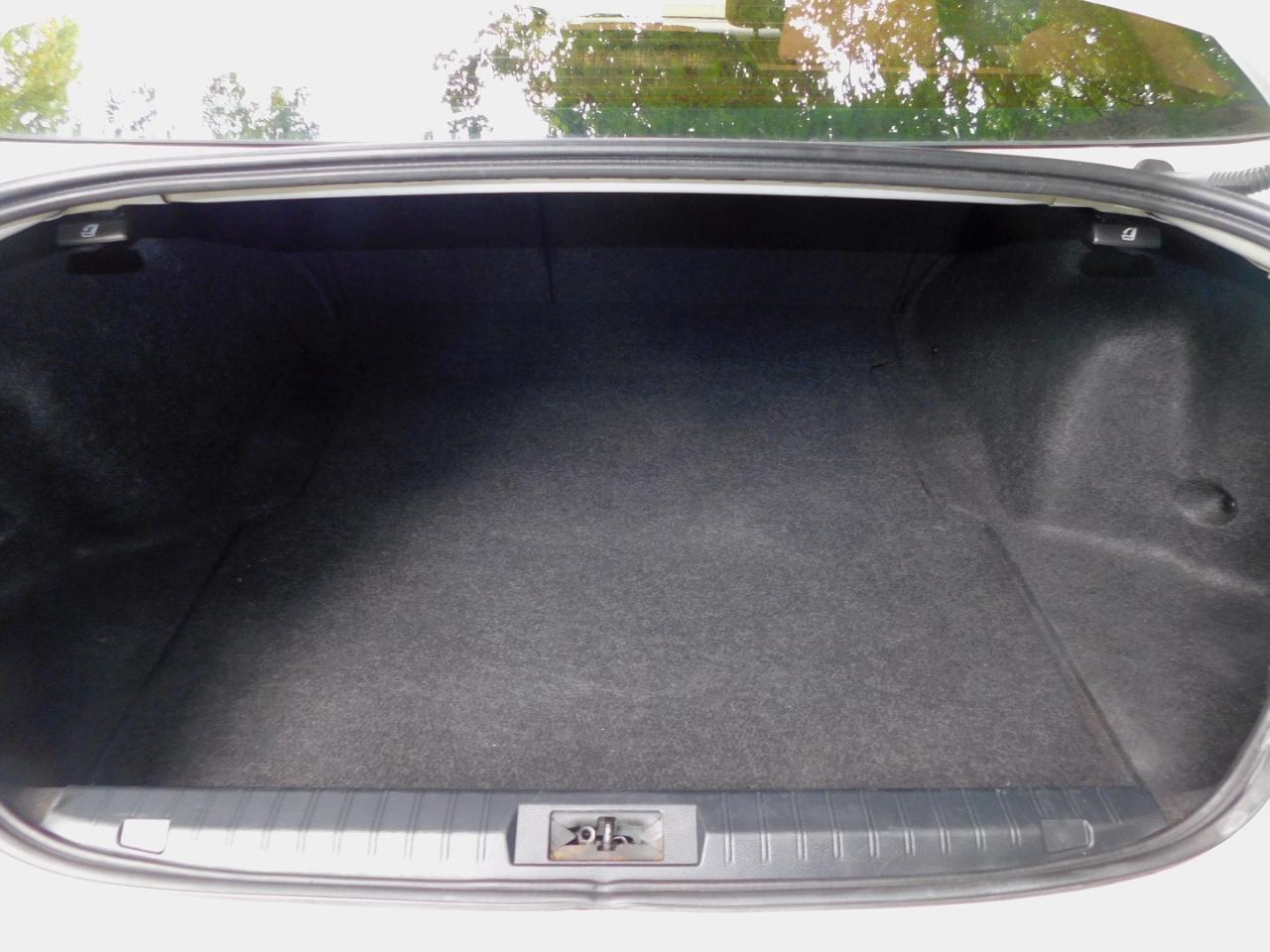 Subaru Legacy 4dr Sdn 2.5i PZEV 2015