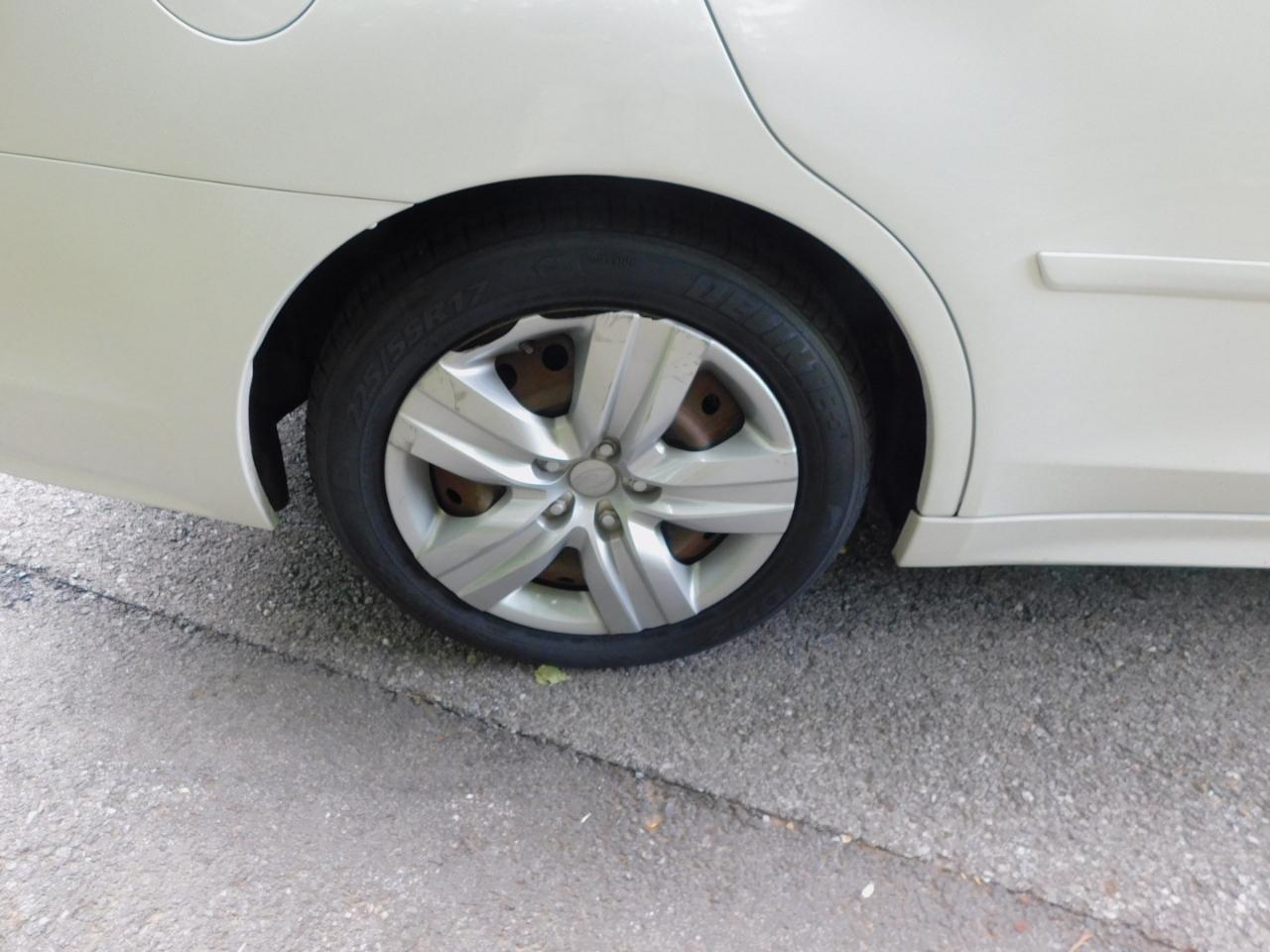Subaru Legacy 4dr Sdn 2.5i PZEV 2015