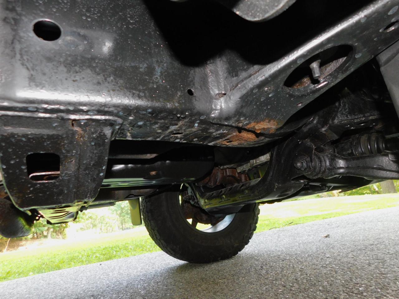Toyota Tacoma 4WD Double Cab V6 AT (Natl) 2013