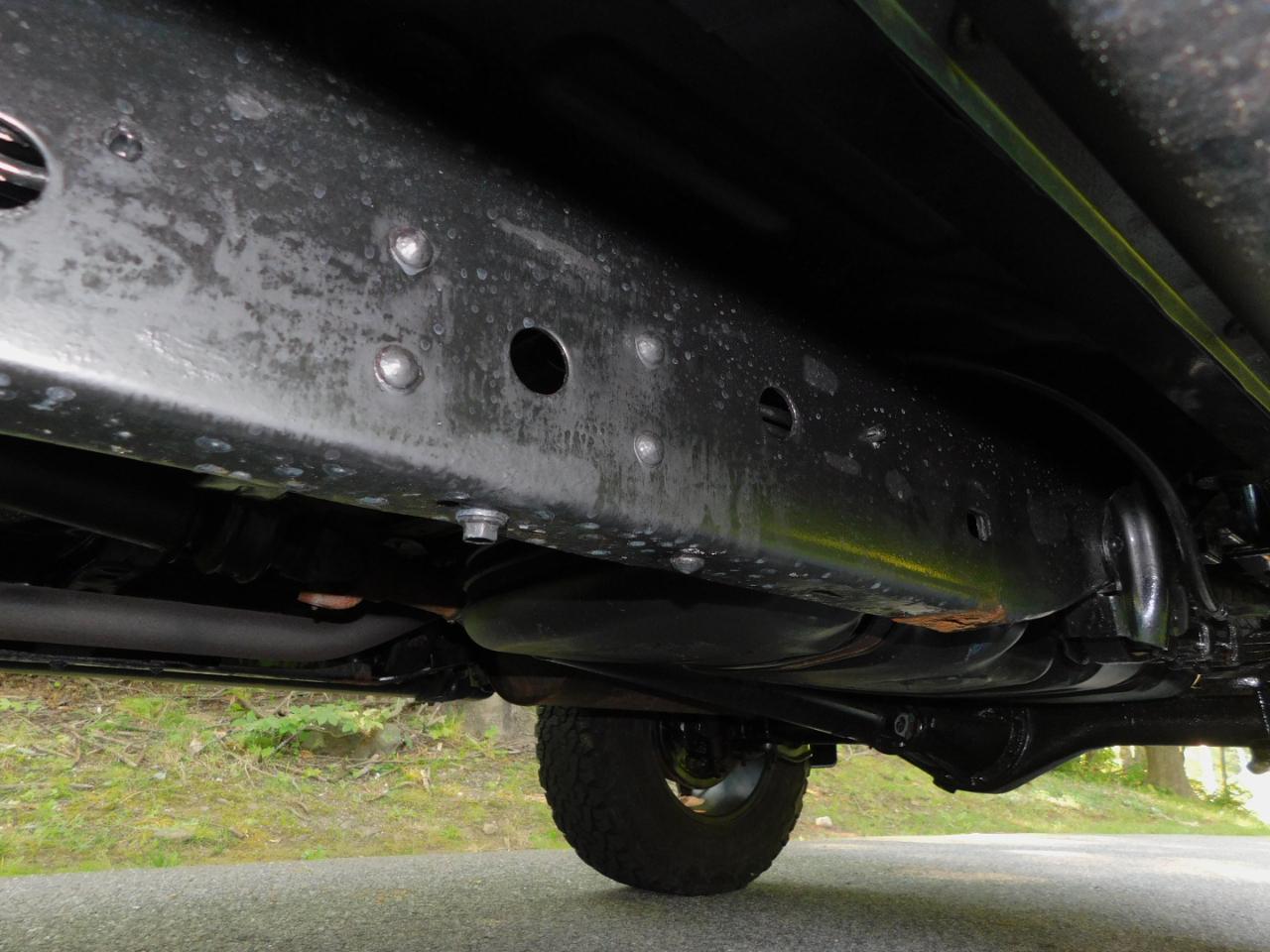 Toyota Tacoma 4WD Double Cab V6 AT (Natl) 2013