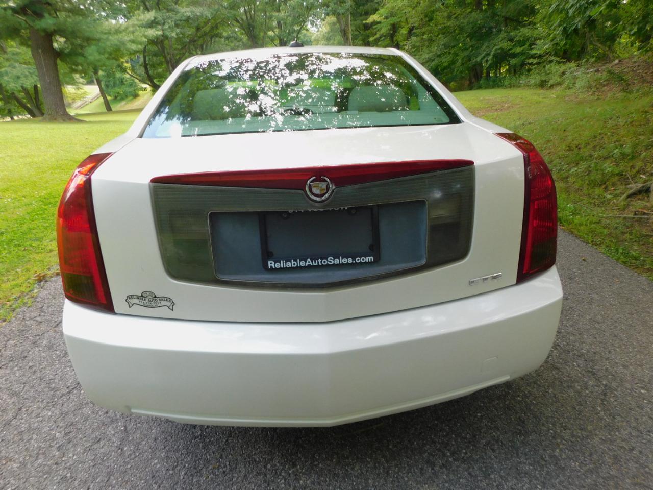 Cadillac CTS 4dr Sdn 2004