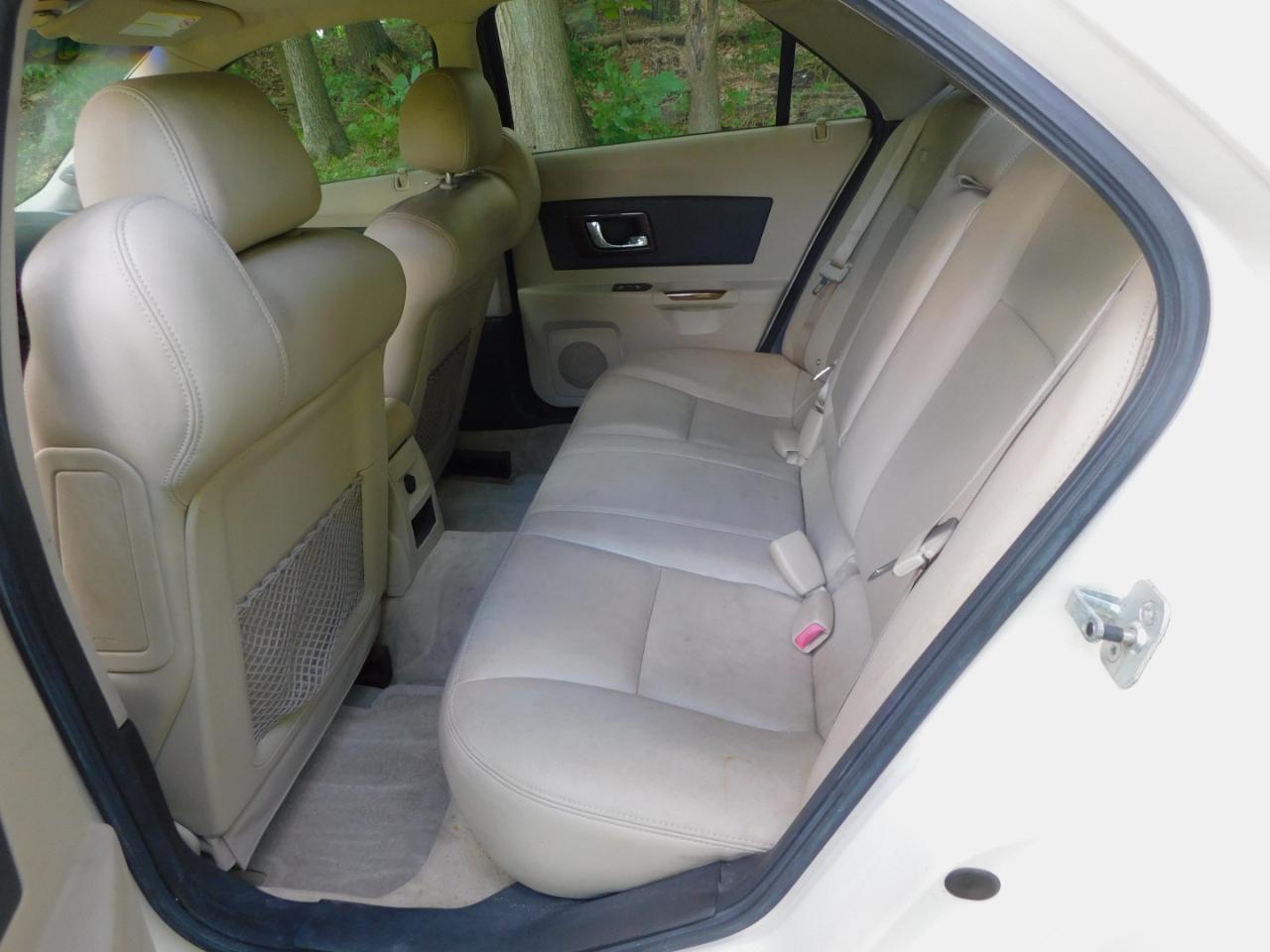 Cadillac CTS 4dr Sdn 2004
