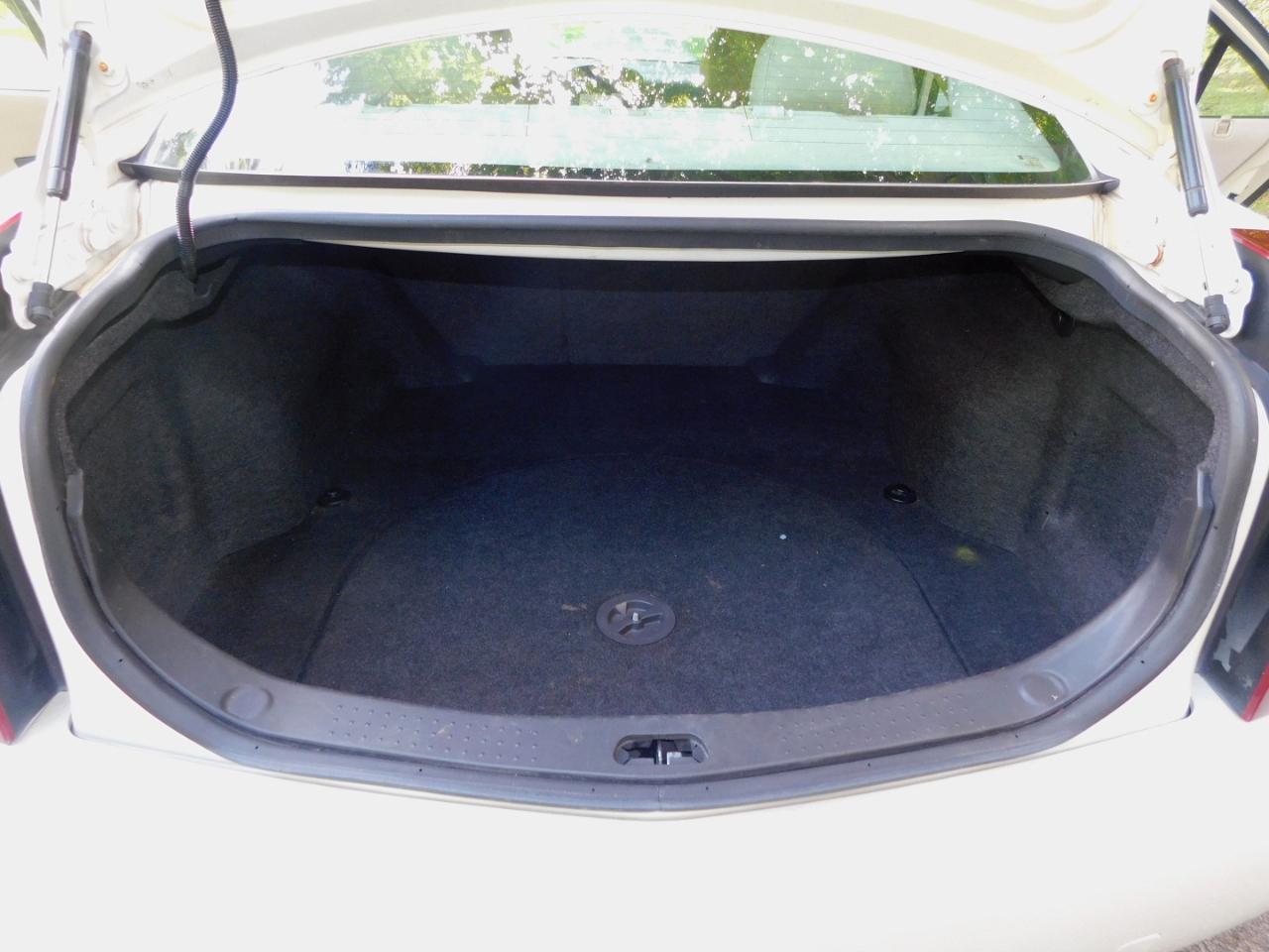 Cadillac CTS 4dr Sdn 2004