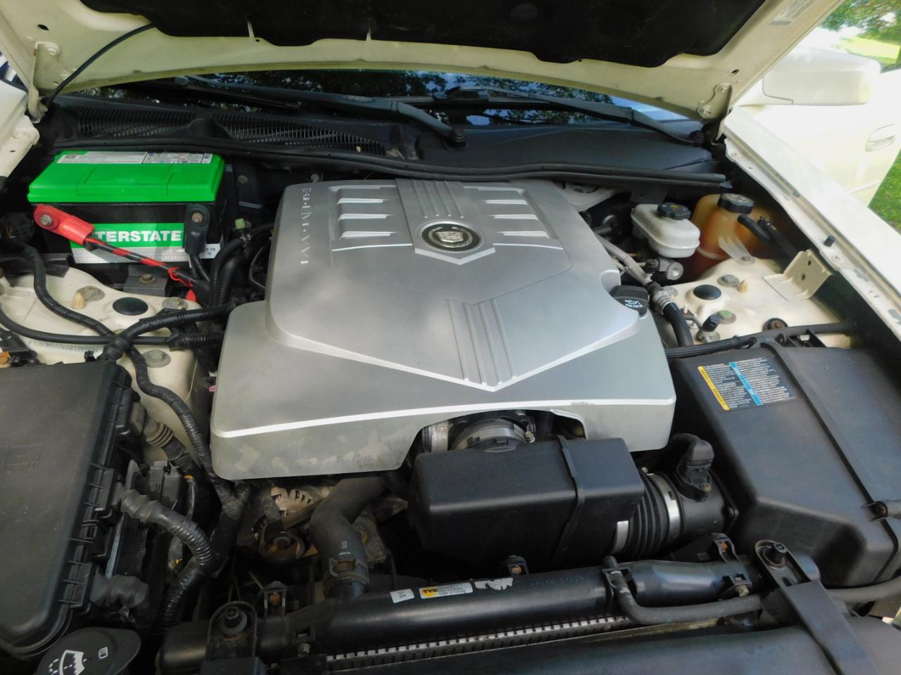 Cadillac CTS 4dr Sdn 2004