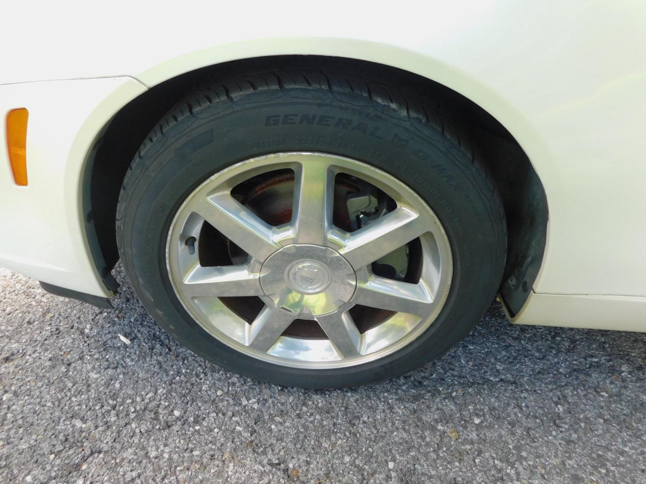 Cadillac CTS 4dr Sdn 2004