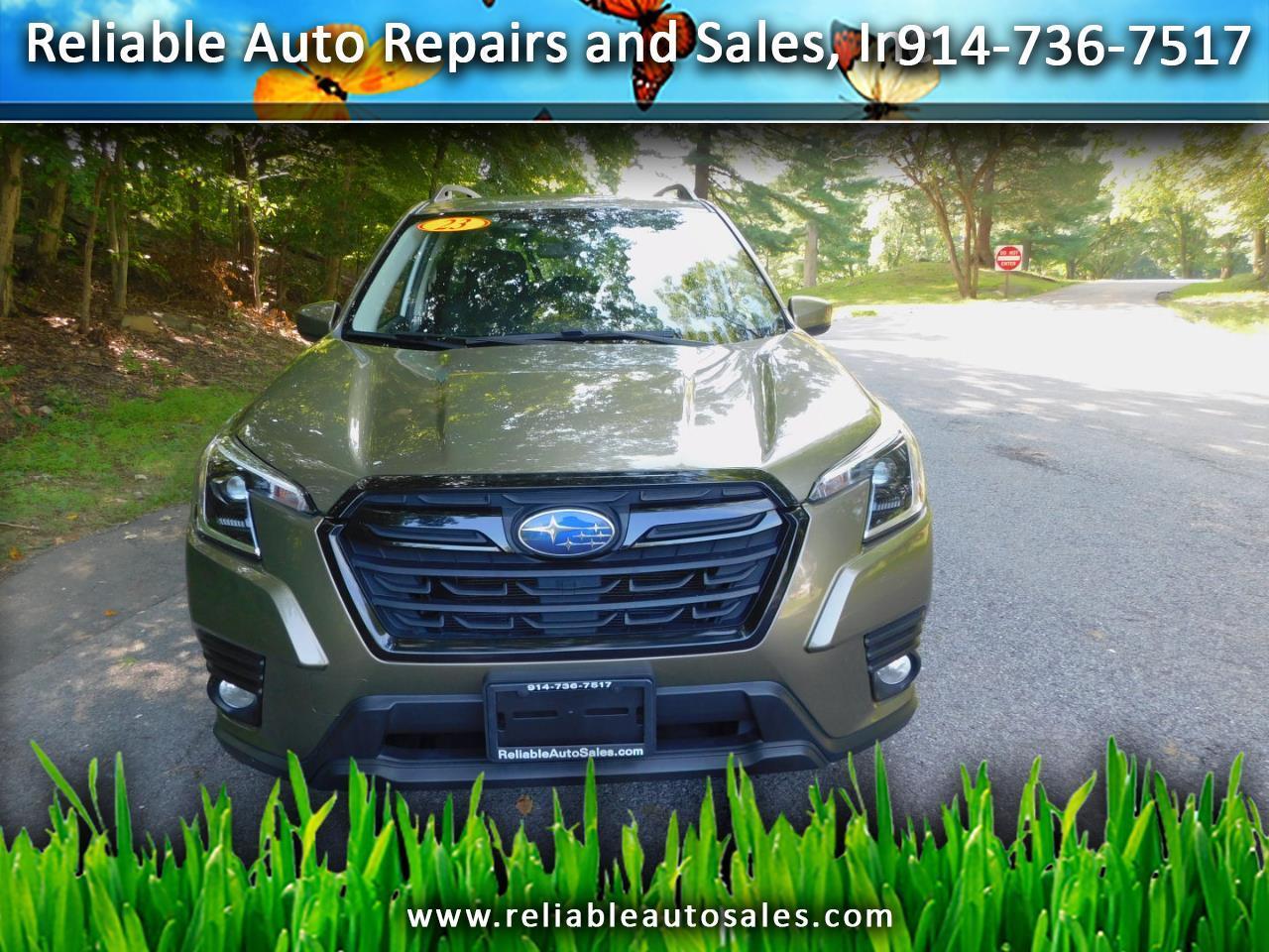 2023 Subaru Forester Premium CVT