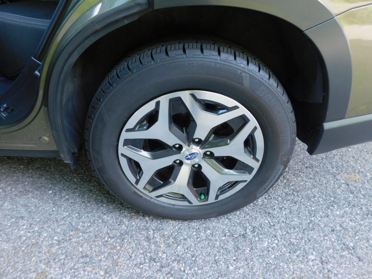 Subaru Forester Premium CVT 2023