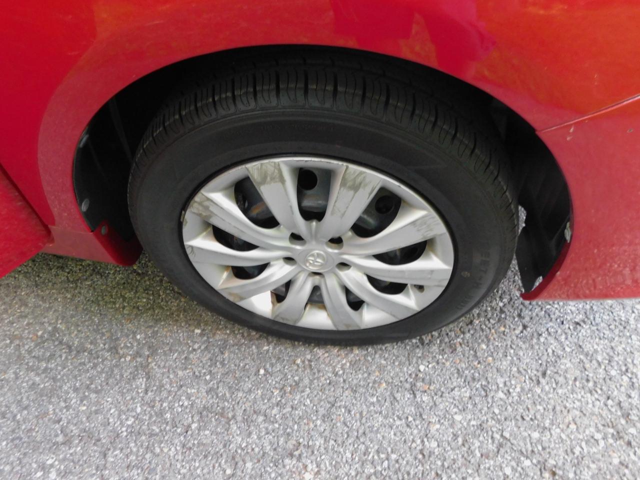 Toyota Corolla 4dr Sdn Auto LE Special Edition (Natl) 2013