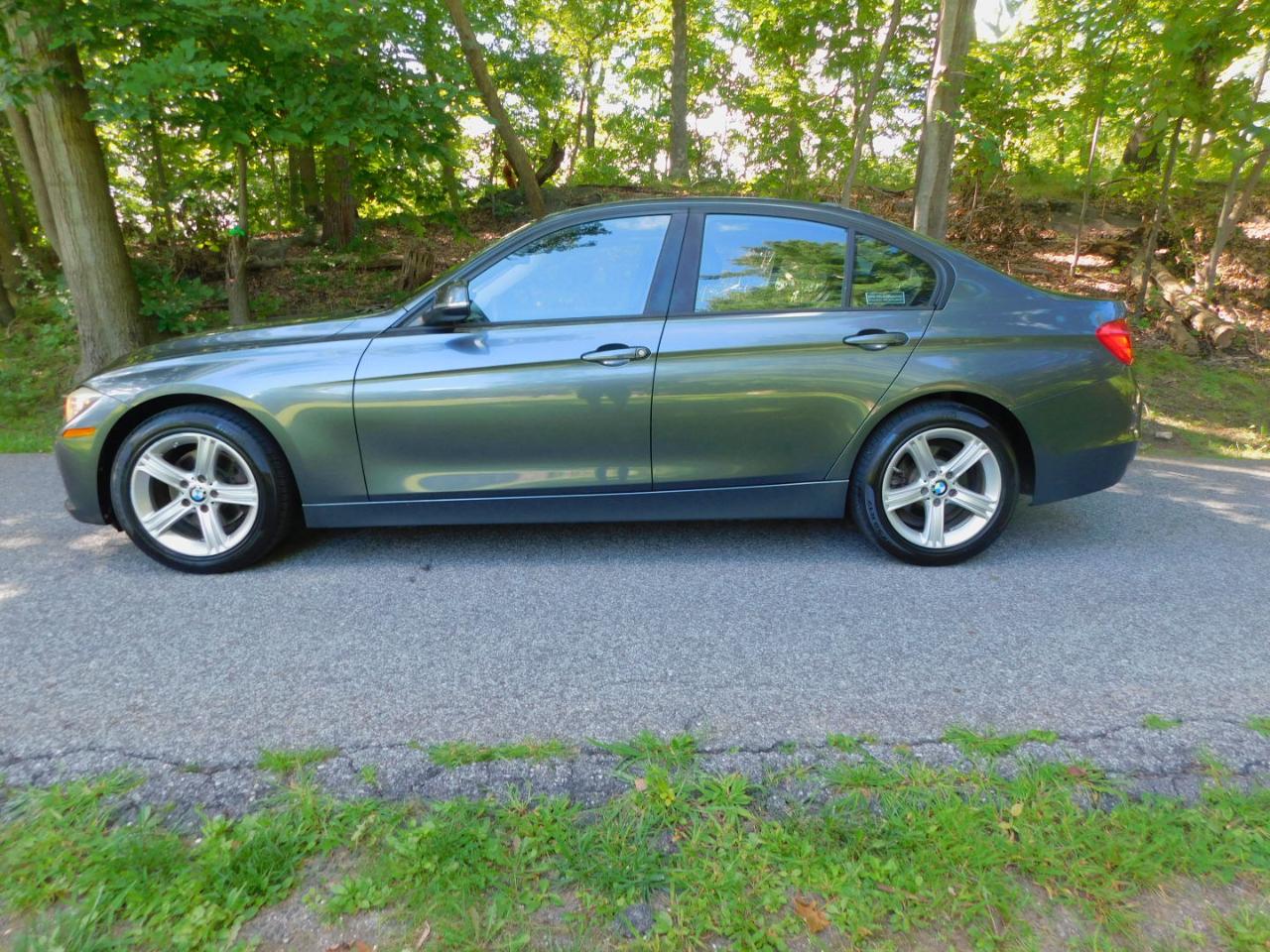 BMW 3 Series 4dr Sdn 328i xDrive AWD SULEV South Africa 2015
