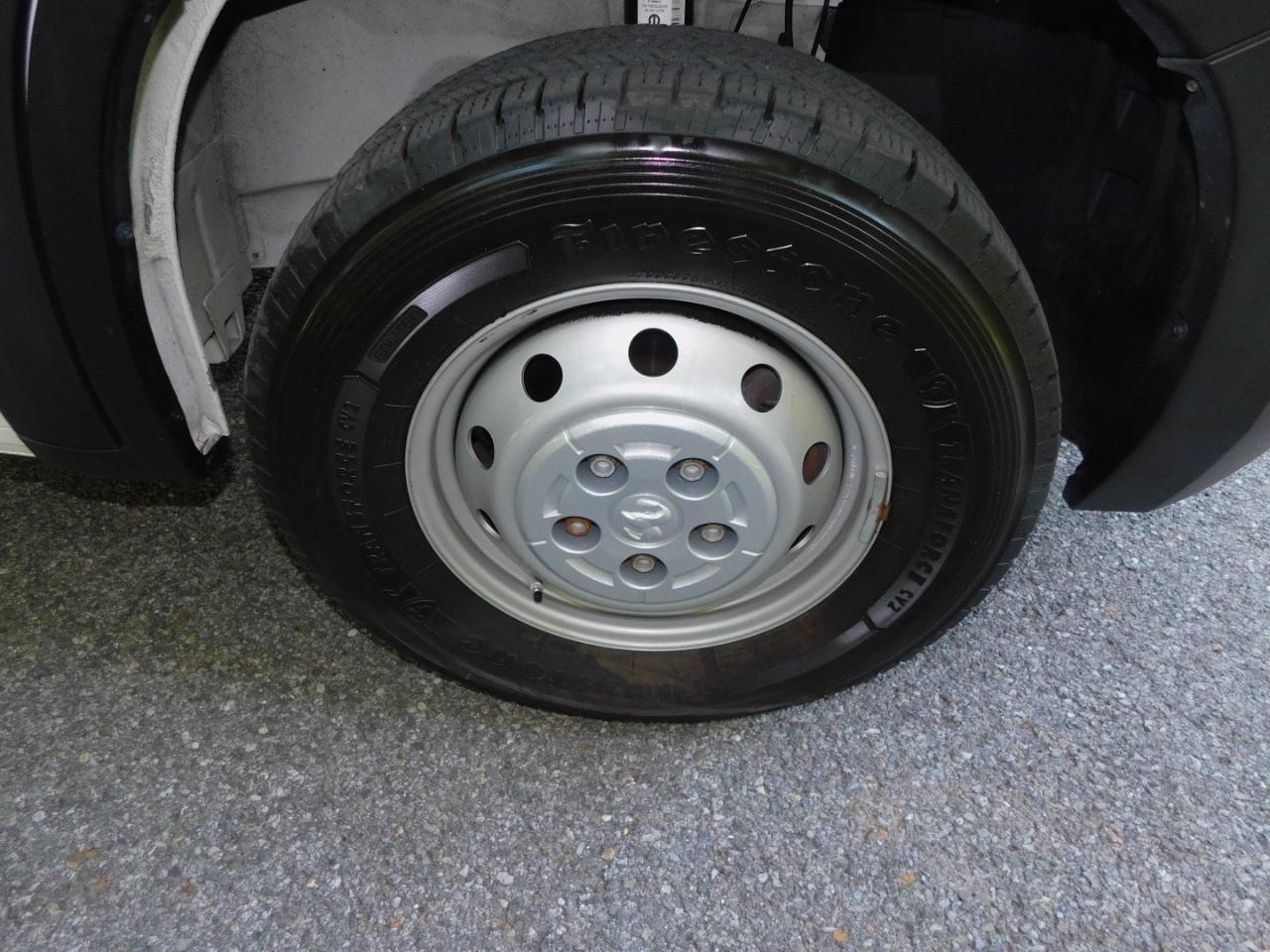 RAM ProMaster Cargo Van 1500 Low Roof 136" WB 2023