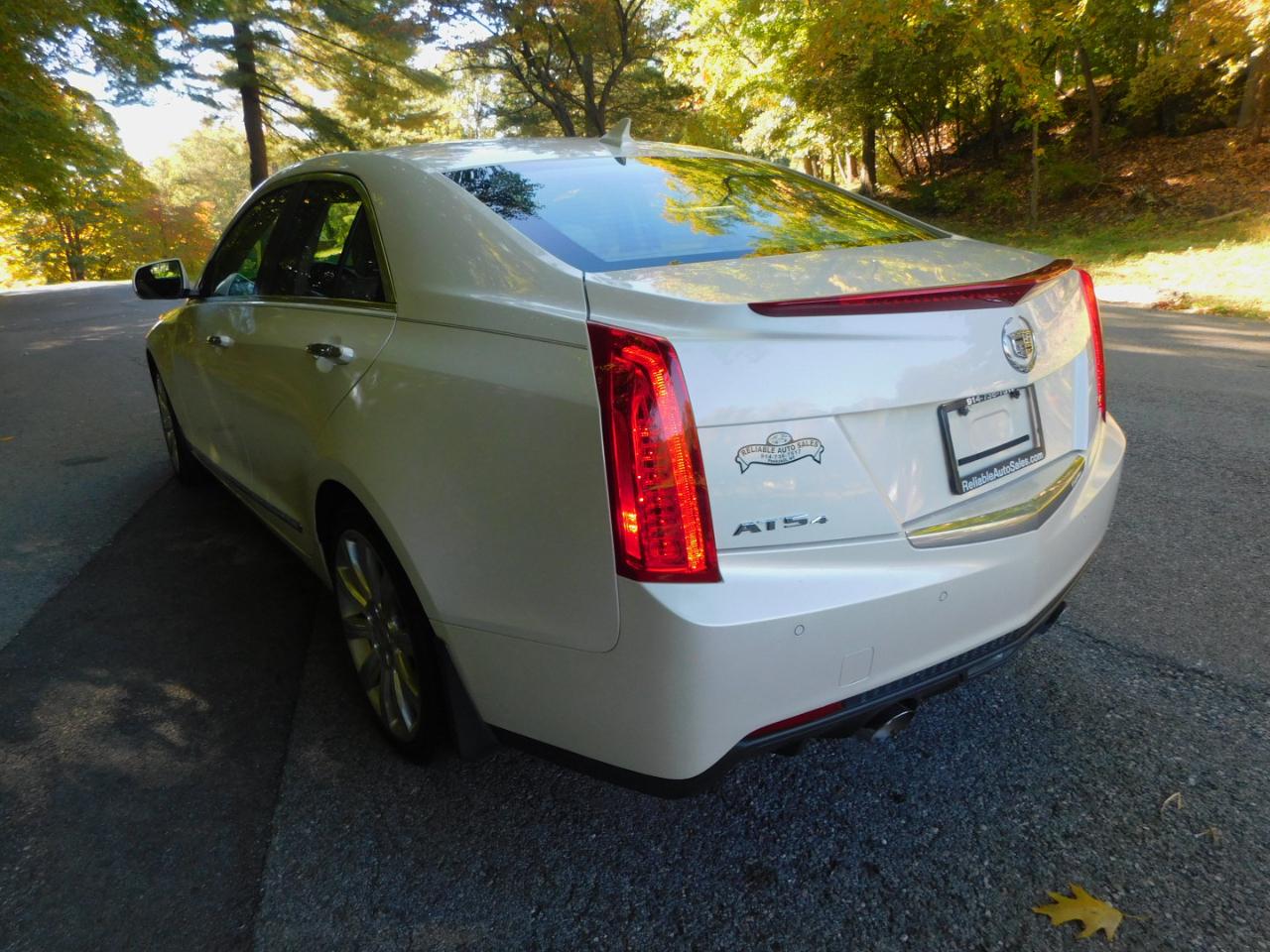 Cadillac ATS 4dr Sdn 3.6L Luxury AWD 2013