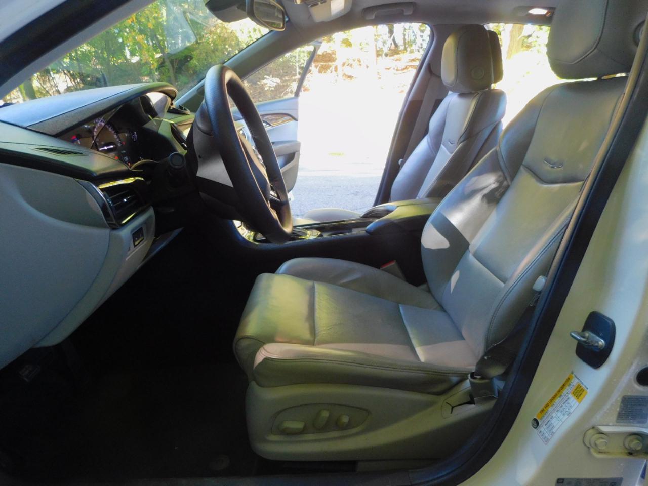 Cadillac ATS 4dr Sdn 3.6L Luxury AWD 2013