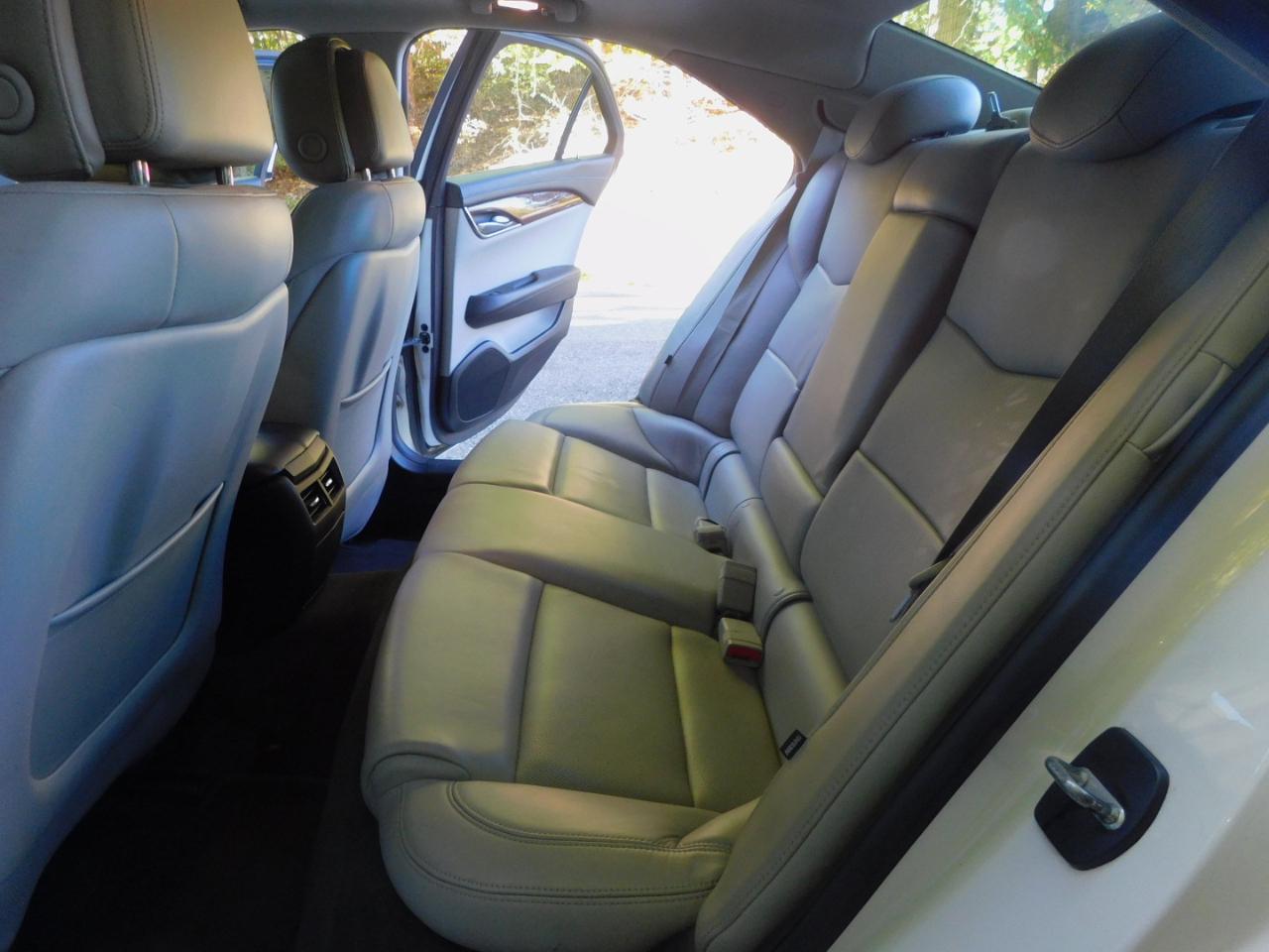 Cadillac ATS 4dr Sdn 3.6L Luxury AWD 2013