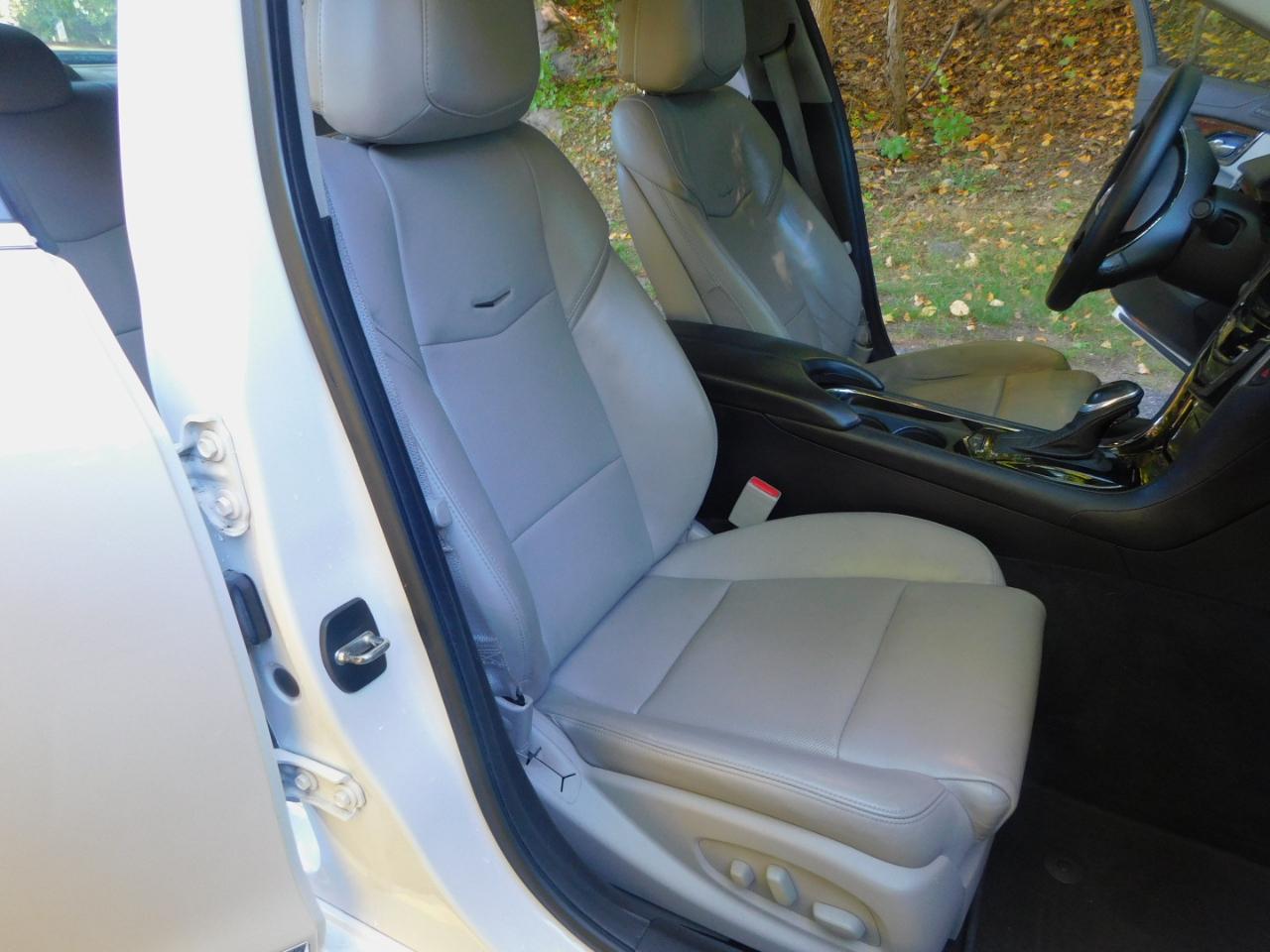 Cadillac ATS 4dr Sdn 3.6L Luxury AWD 2013