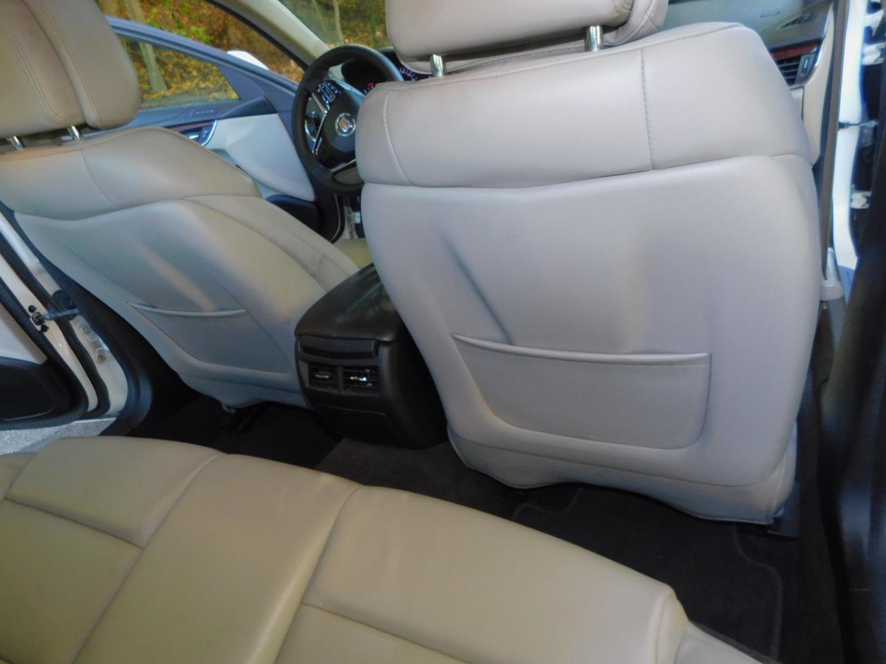 Cadillac ATS 4dr Sdn 3.6L Luxury AWD 2013