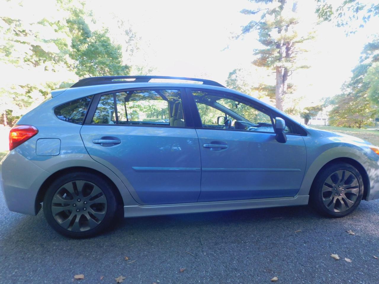 Subaru Impreza Wagon 5dr Auto 2.0i Sport Premium 2012
