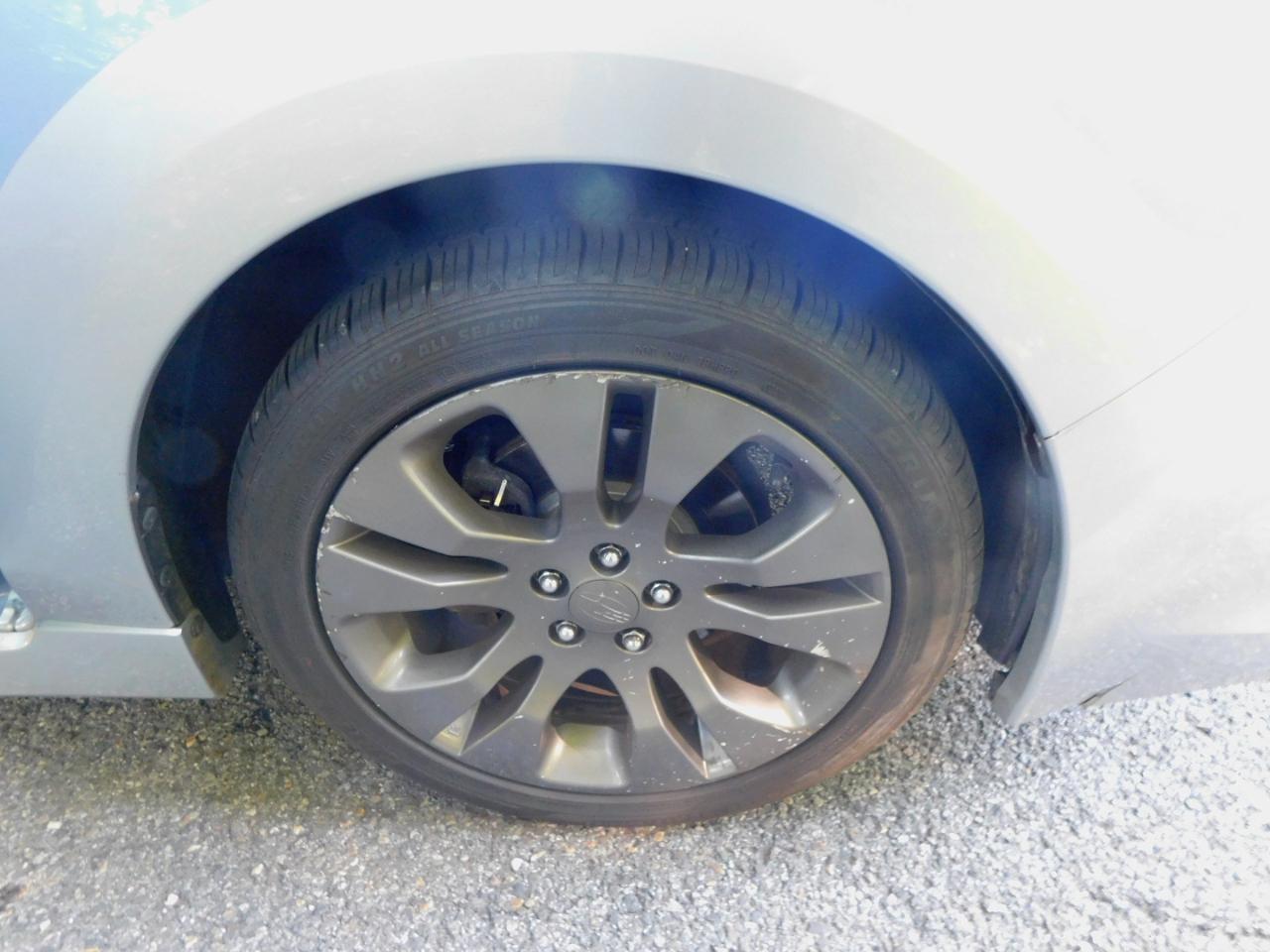 Subaru Impreza Wagon 5dr Auto 2.0i Sport Premium 2012