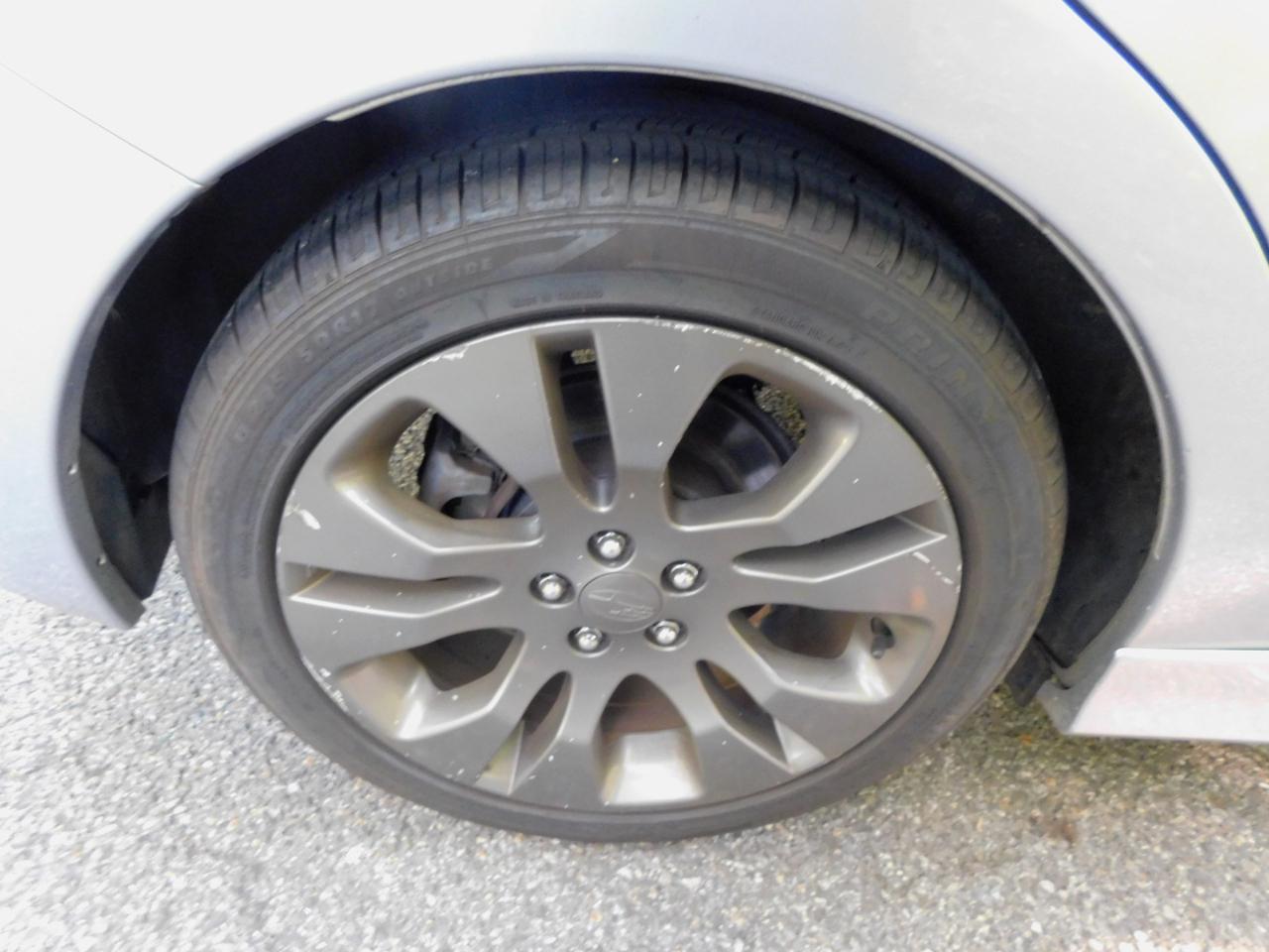 Subaru Impreza Wagon 5dr Auto 2.0i Sport Premium 2012