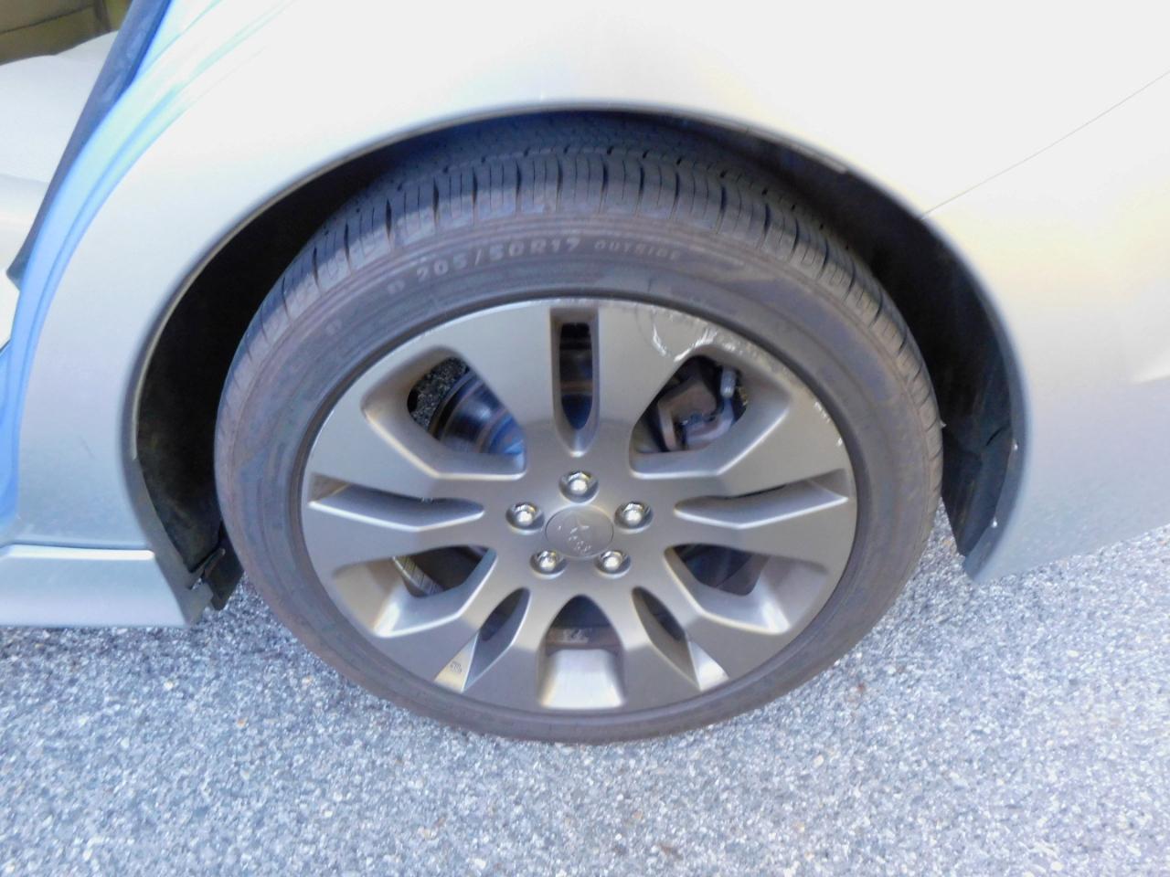 Subaru Impreza Wagon 5dr Auto 2.0i Sport Premium 2012