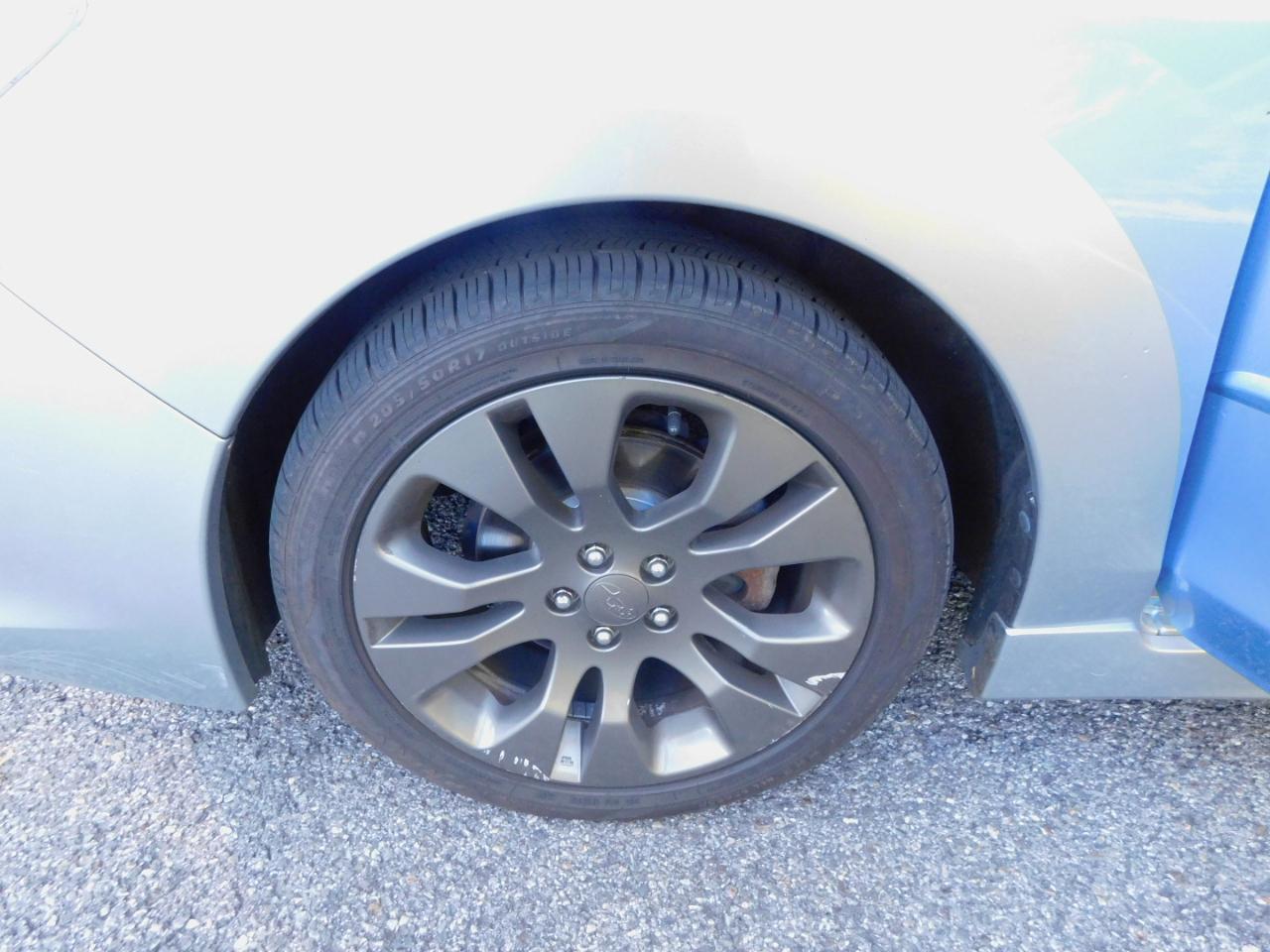 Subaru Impreza Wagon 5dr Auto 2.0i Sport Premium 2012