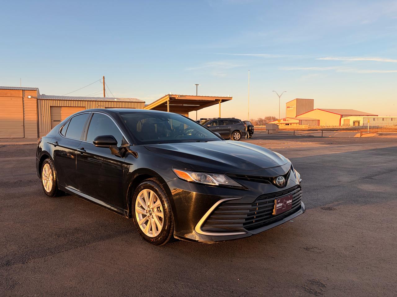 Toyota Camry LE Auto (Natl) 2023
