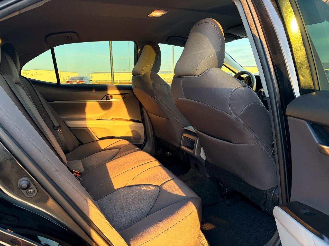 Toyota Camry LE Auto (Natl) 2023