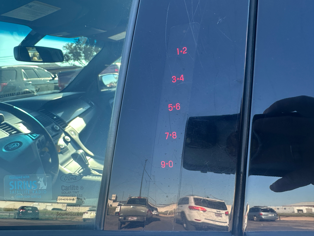 Ford Taurus 4dr Sdn SEL FWD 2014 Ford Taurus 4dr Sdn SEL FWD 2014