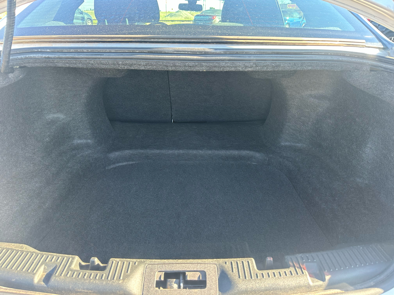 Ford Taurus 4dr Sdn SEL FWD 2014 Ford Taurus 4dr Sdn SEL FWD 2014