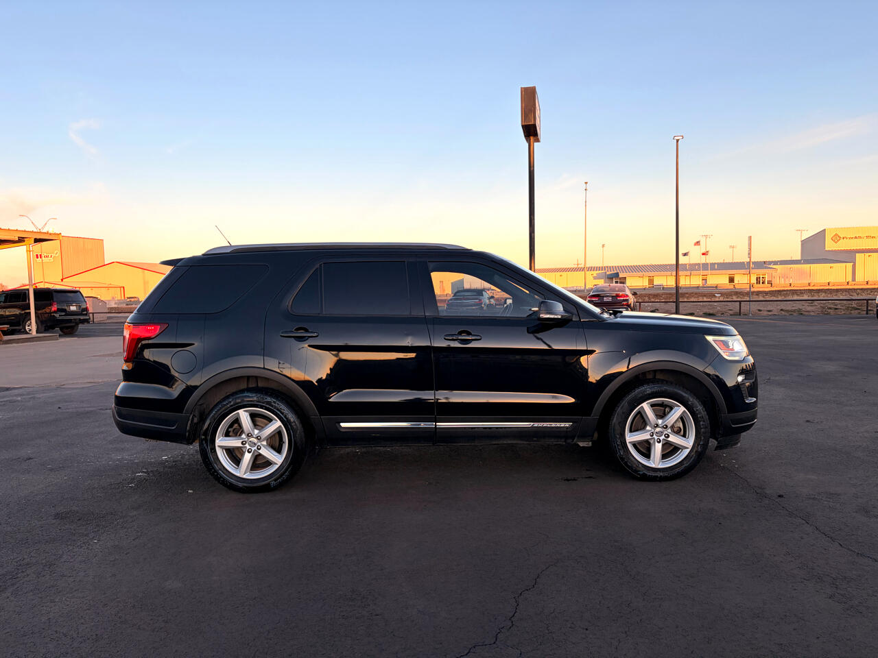 Ford Explorer XLT FWD 2018