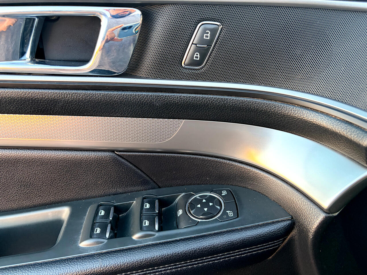 Ford Explorer XLT FWD 2018