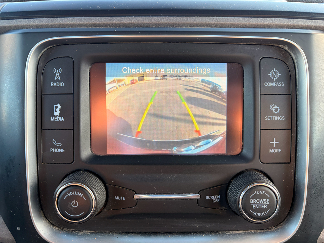 RAM 1500 Classic Tradesman 4x2 Quad Cab 6'4" Box 2021