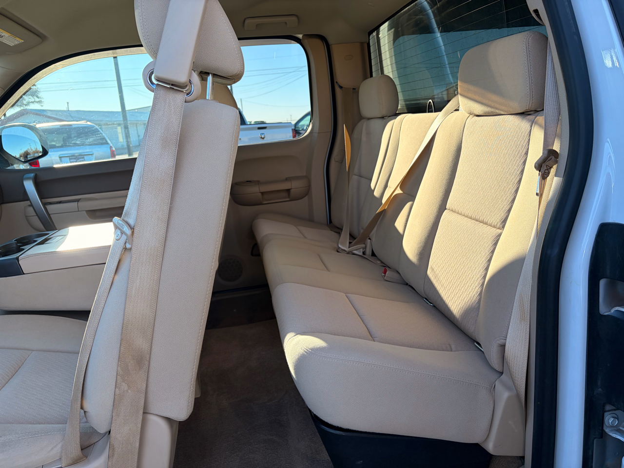 Chevrolet Silverado 1500 2WD Ext Cab 143.5" LT 2012