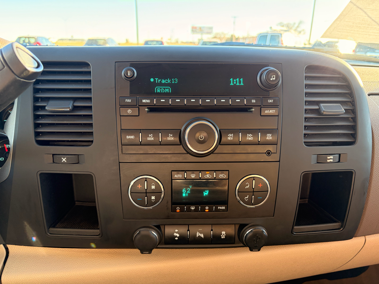 Chevrolet Silverado 1500 2WD Ext Cab 143.5" LT 2012