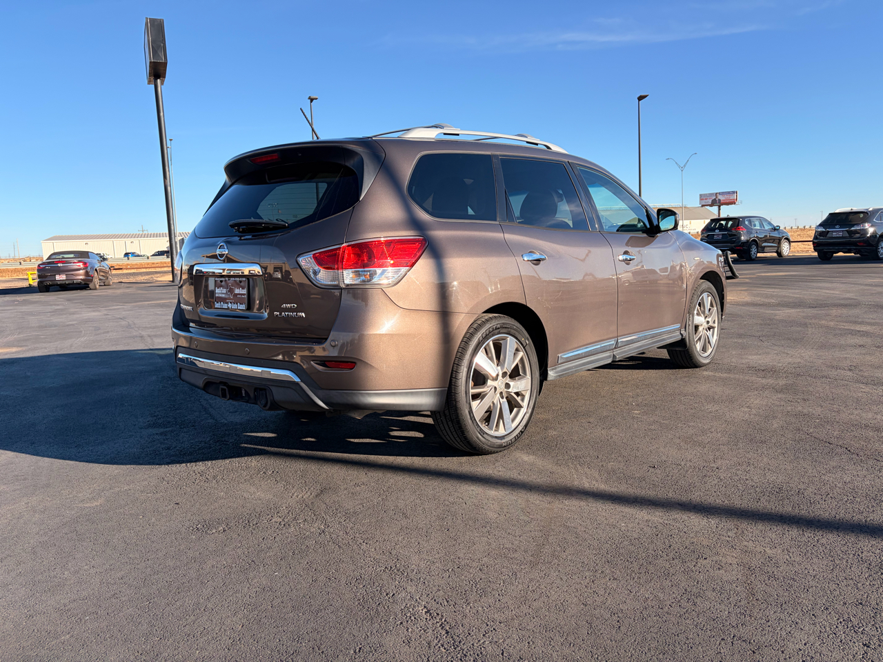 Nissan Pathfinder 4WD 4dr Platinum 2015