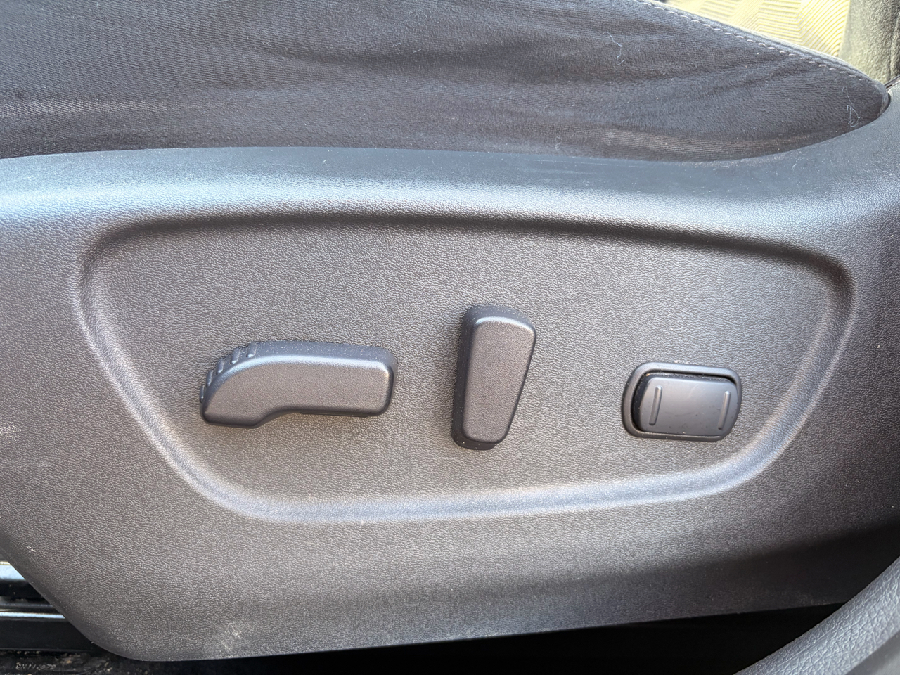 Nissan Rogue FWD 4dr SV 2015