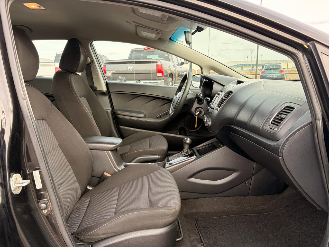 Kia Forte5 LX Auto 2017