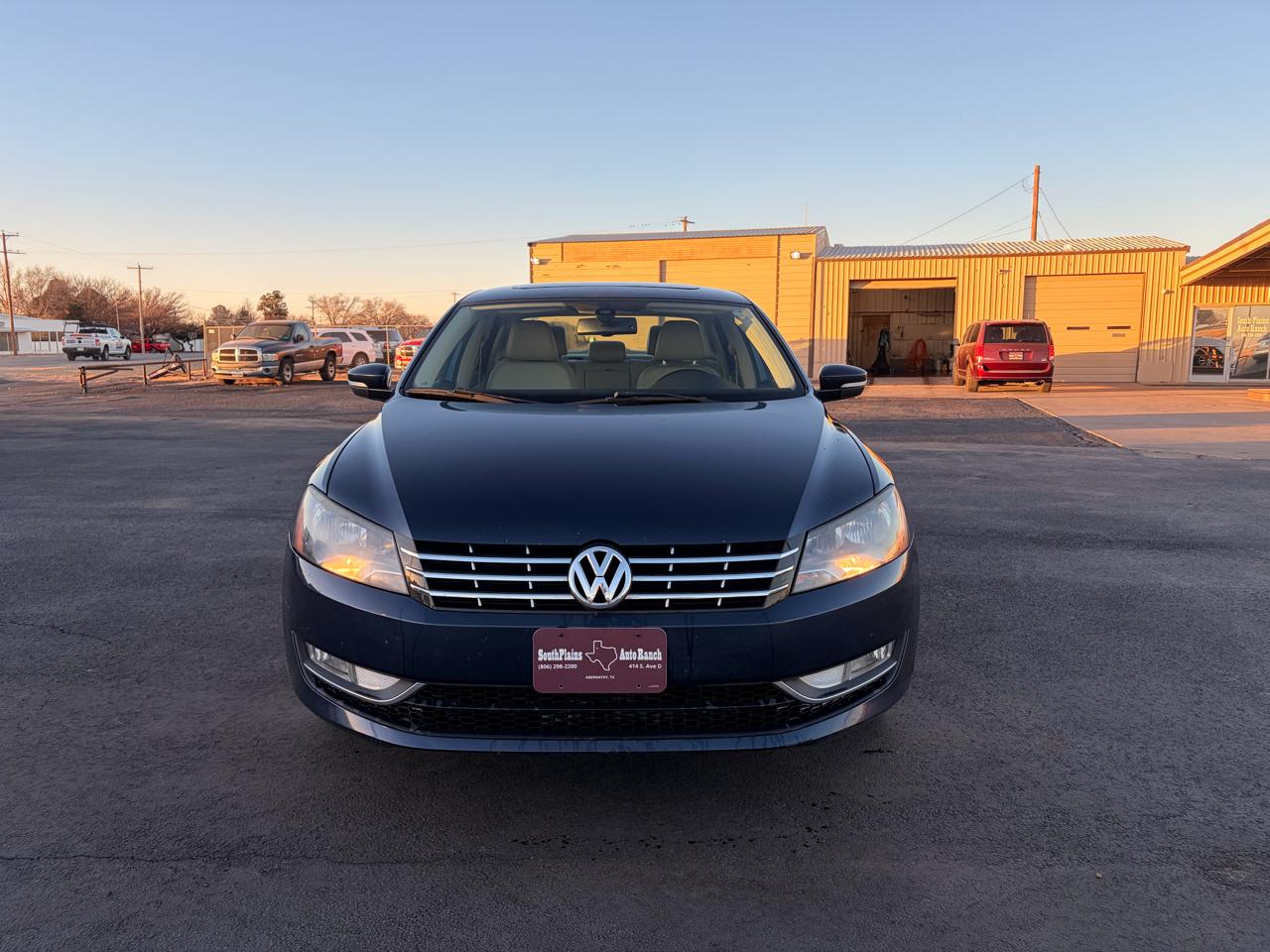 Volkswagen Passat 4dr Sdn 2.0L Manual  TDI SE 2014