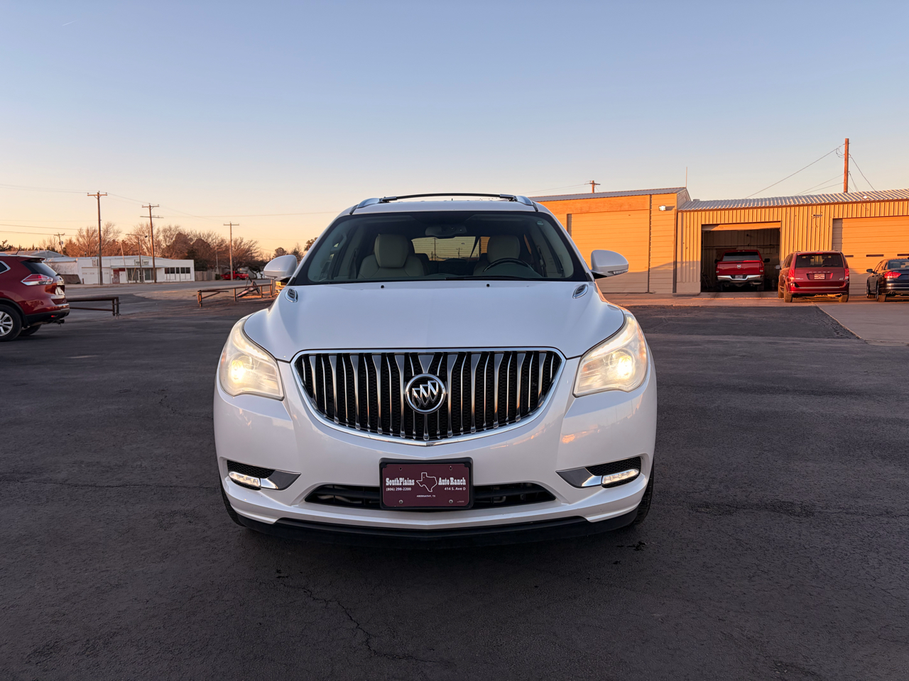 Buick Enclave FWD 4dr Leather 2016