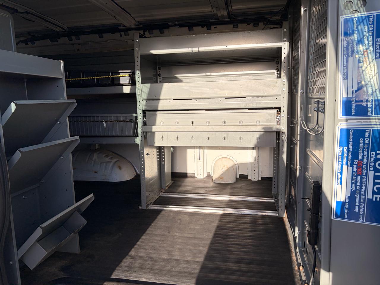 Chevrolet Express Cargo Van RWD 2500 135" 2014