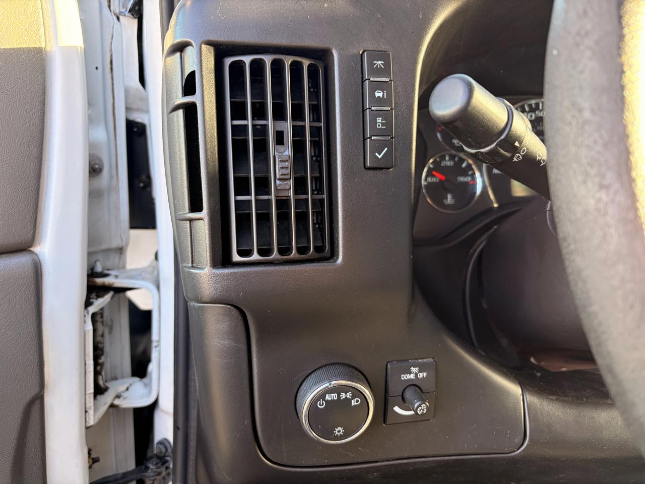 Chevrolet Express Cargo Van RWD 2500 135" 2014