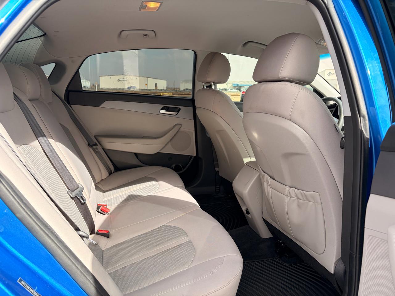 Hyundai Sonata SE 2.4L 2018